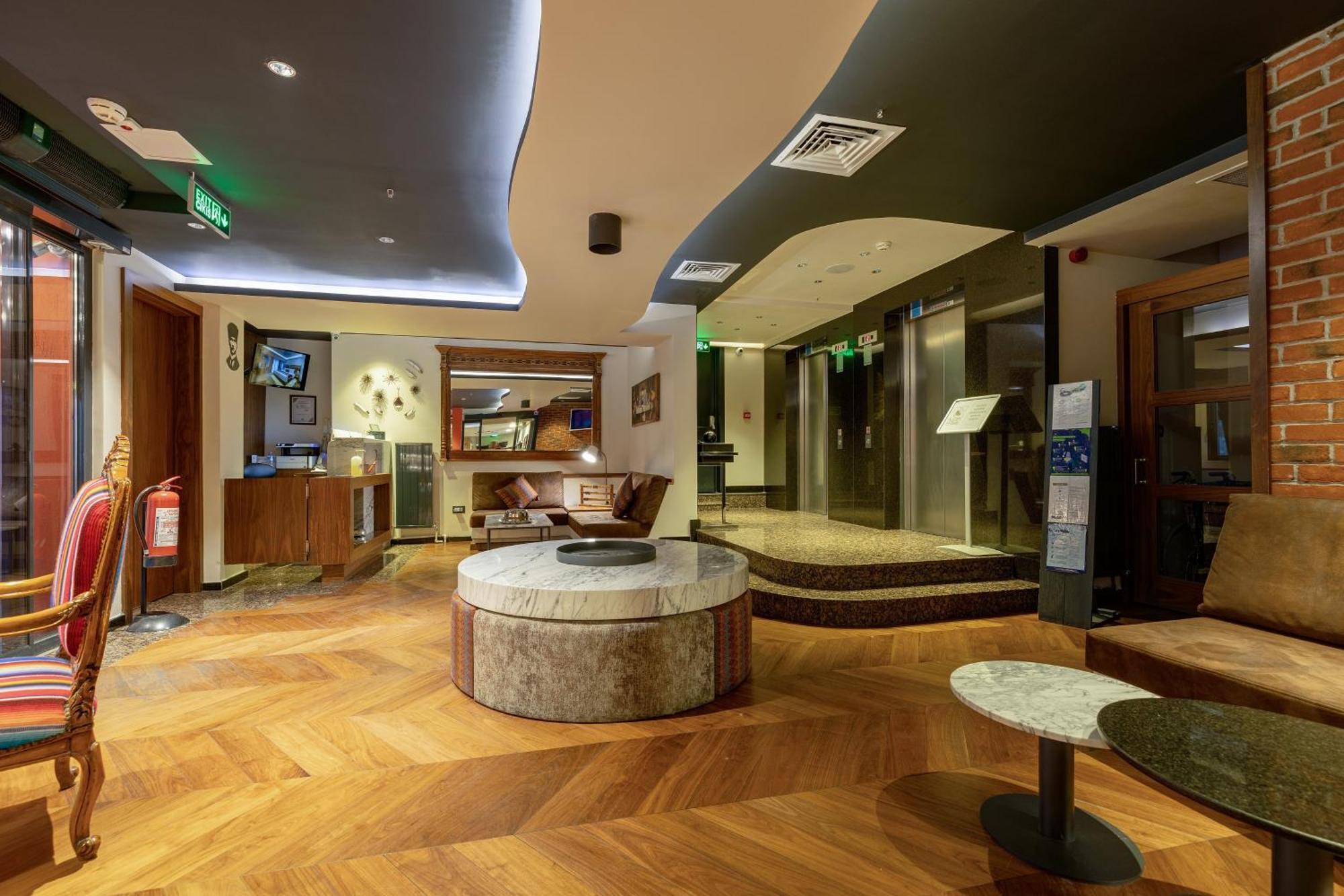 Hay Alsancak Hotel 3*