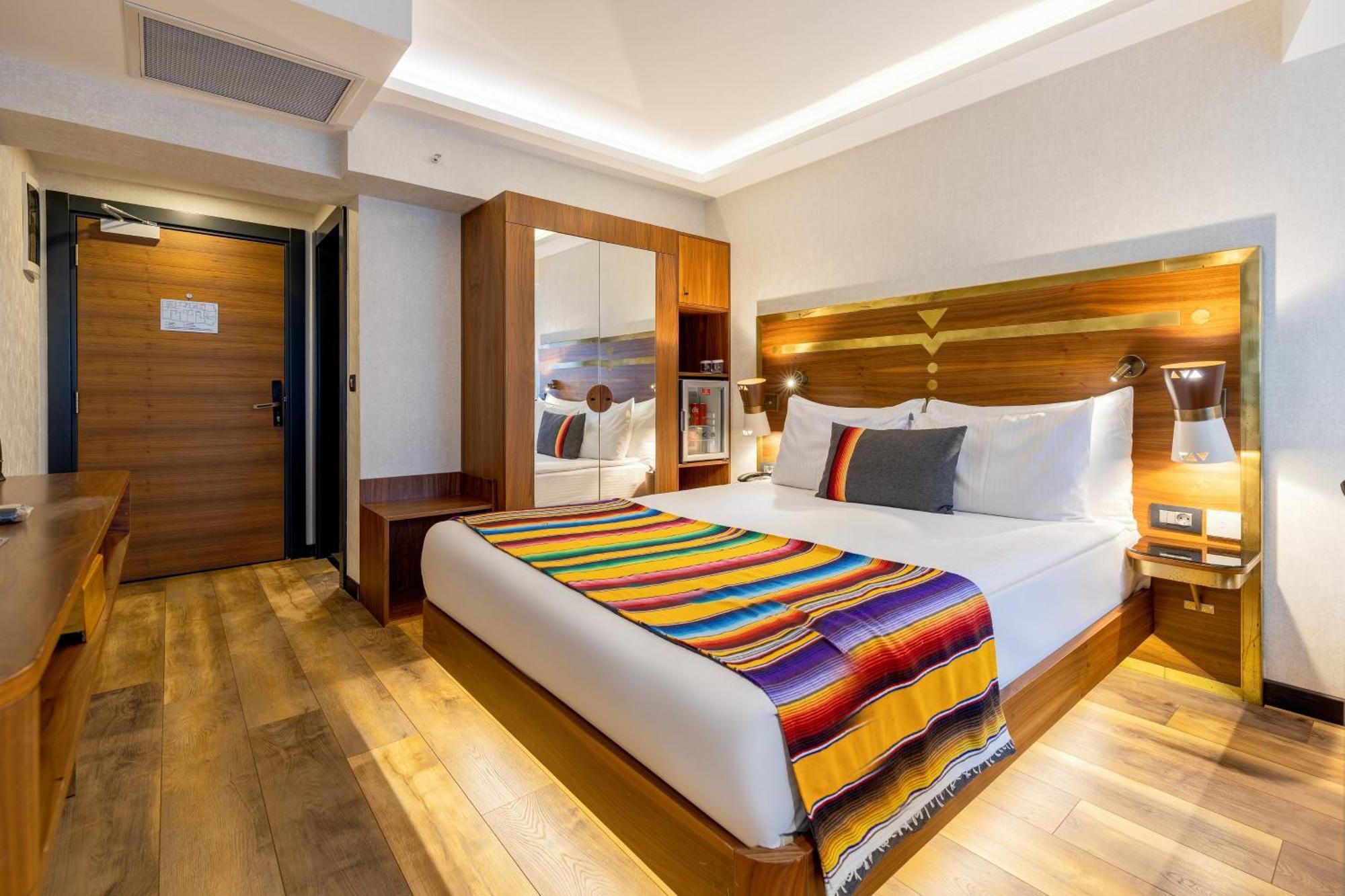 Hay Alsancak Hotel 3*