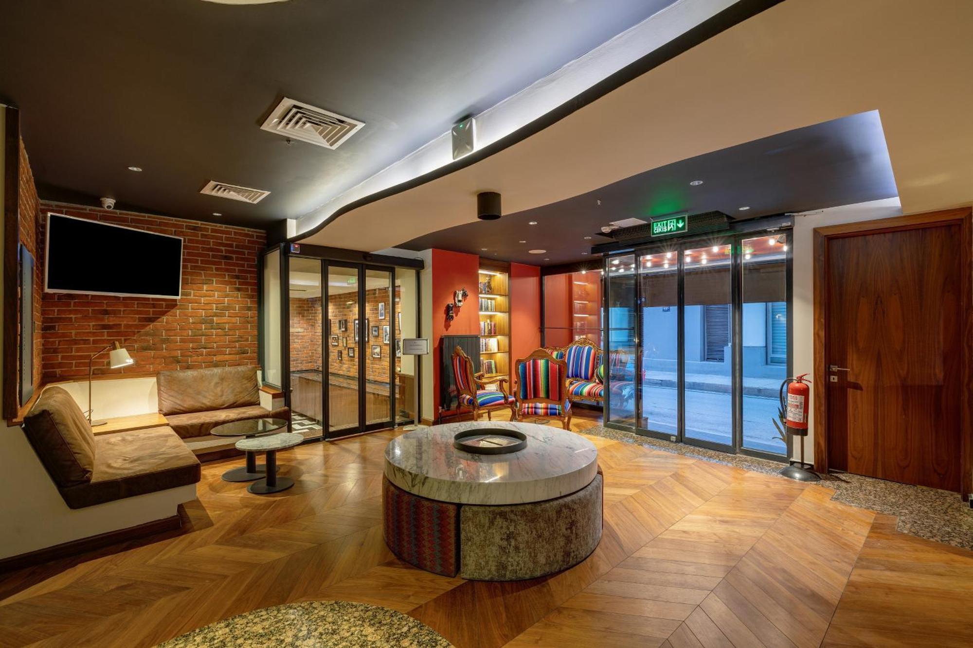 Hay Alsancak Hotel 3*